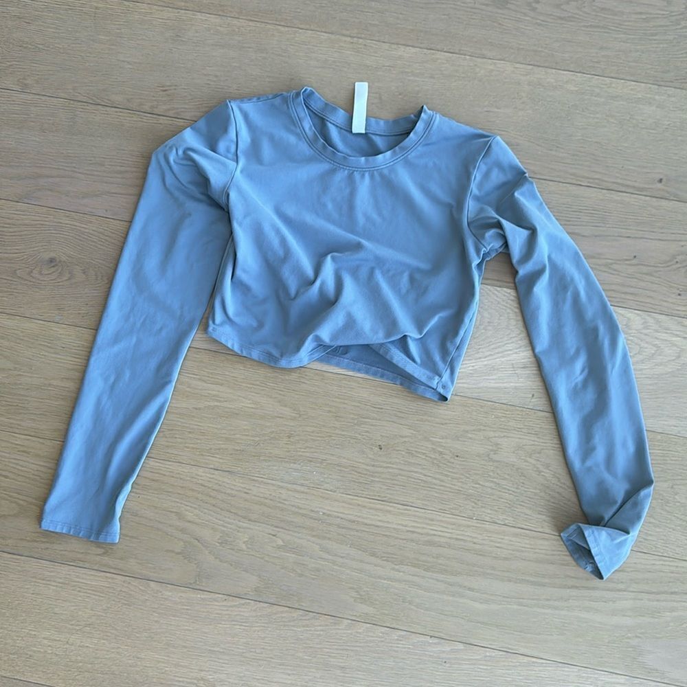 Alo yoga top